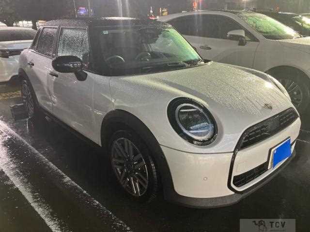 2024 BMW MINI