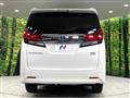2015 Toyota Alphard Hybrid