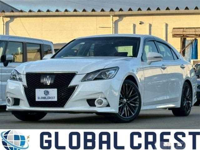 2015 Toyota Crown Hybrid