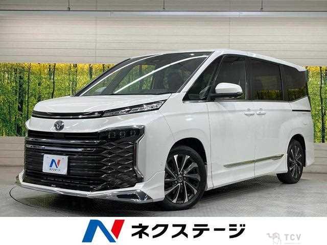 2022 Toyota Voxy