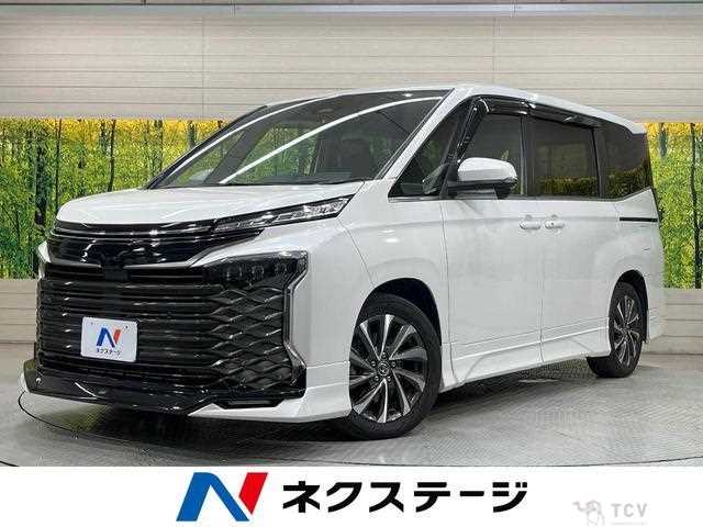 2022 Toyota Voxy