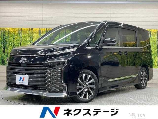 2022 Toyota Voxy