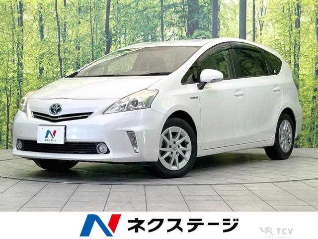 2013 Toyota PRIUS α