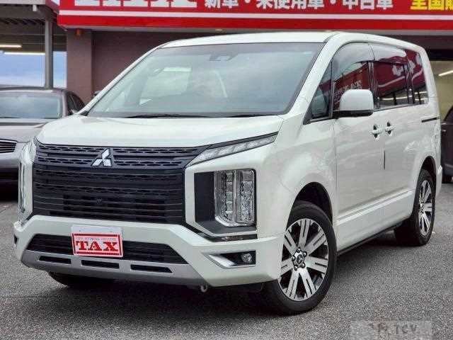2021 Mitsubishi Delica D5