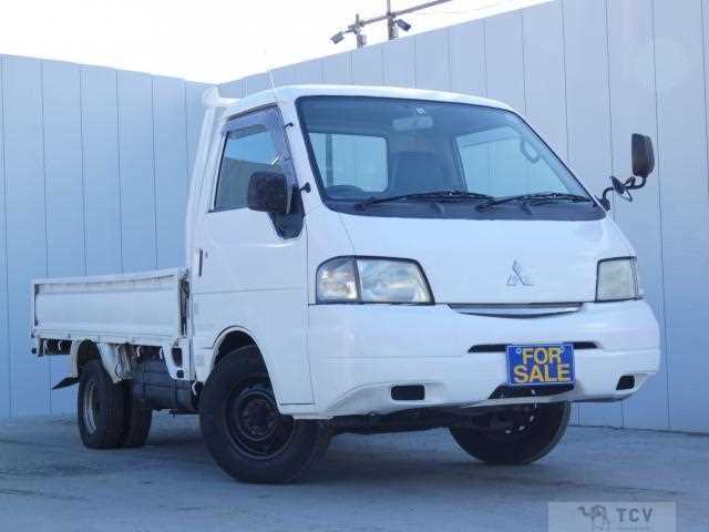 2001 Mitsubishi Delica Truck