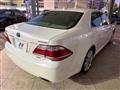 2010 Toyota Crown Hybrid
