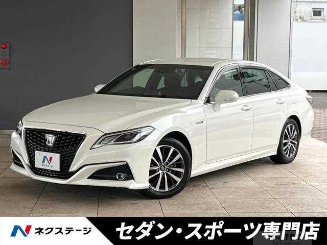 2018 Toyota Crown Hybrid