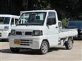 2010 Nissan Clipper Truck