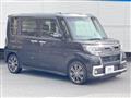 2017 Daihatsu Tanto