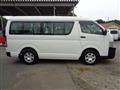 2009 Toyota Hiace Wagon