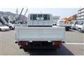 2010 Isuzu Elf Truck