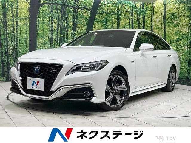 2019 Toyota Crown Hybrid