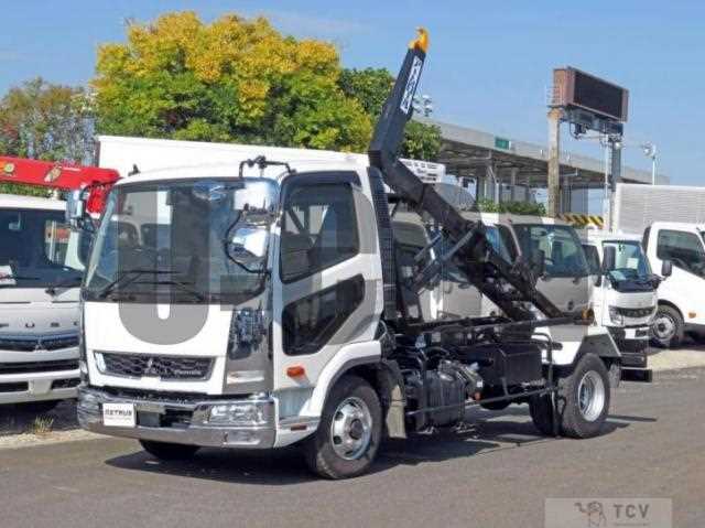 2025 Mitsubishi Fuso Fighter