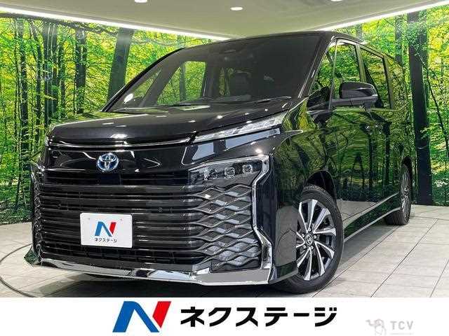 2023 Toyota Voxy