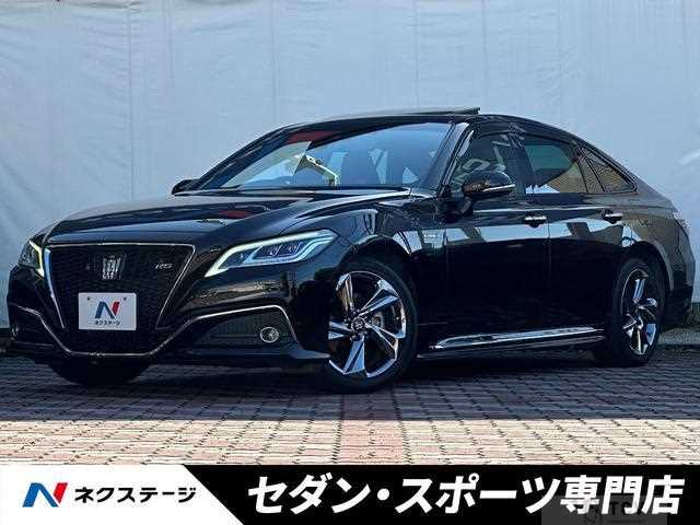 2018 Toyota Crown Hybrid