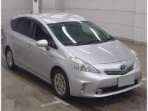2014 Toyota PRIUS α