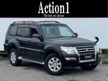 2015 Mitsubishi Pajero