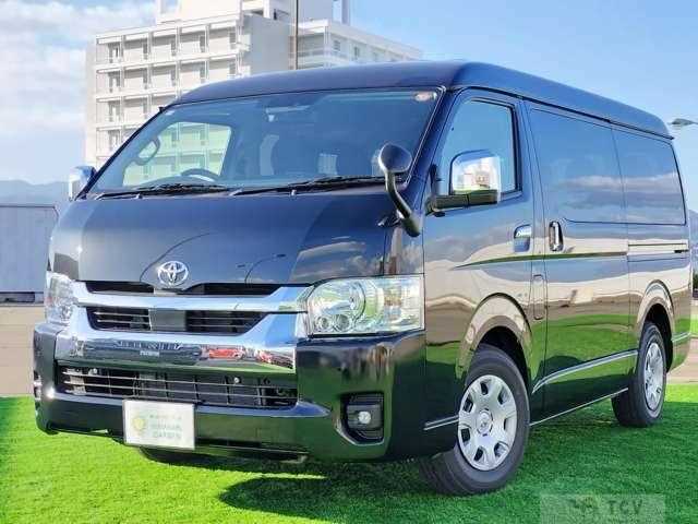 2025 Toyota Hiace Wagon