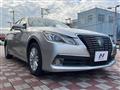 2013 Toyota Crown Hybrid