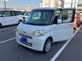 2011 Daihatsu Tanto
