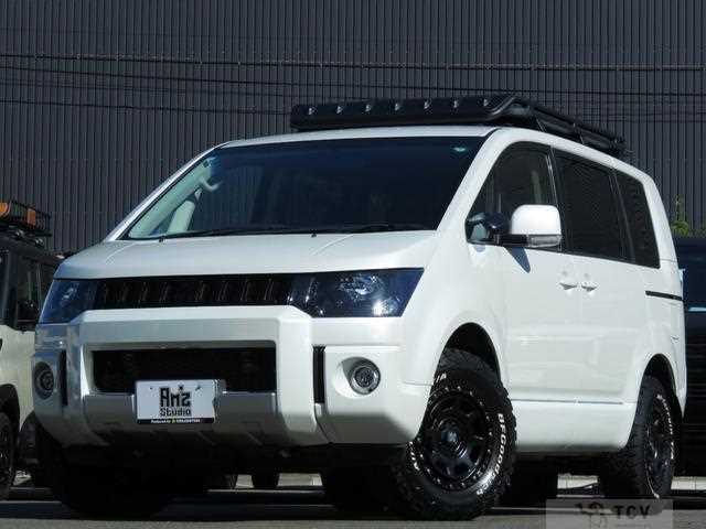 2018 Mitsubishi Delica D5