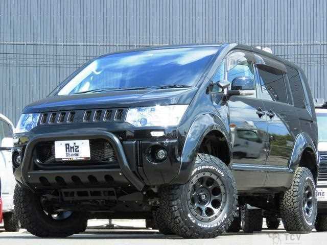 2015 Mitsubishi Delica D5