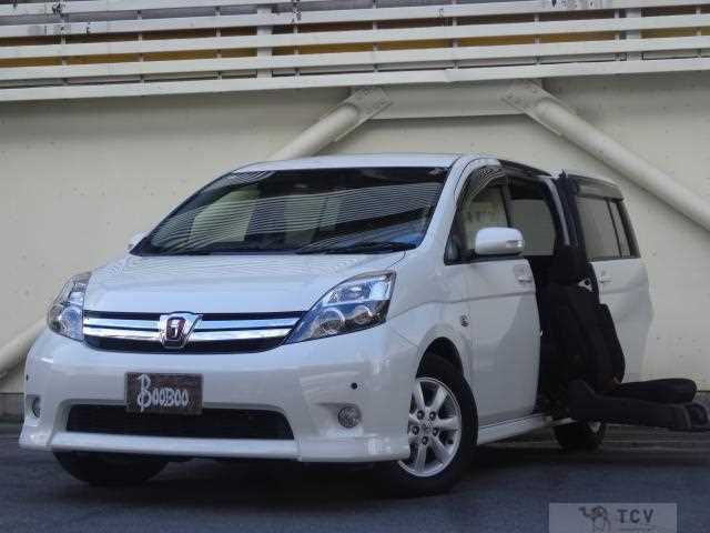 2012 Toyota Isis
