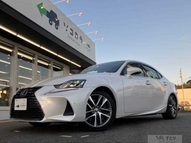 2018 Lexus IS