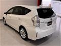 2013 Toyota PRIUS α