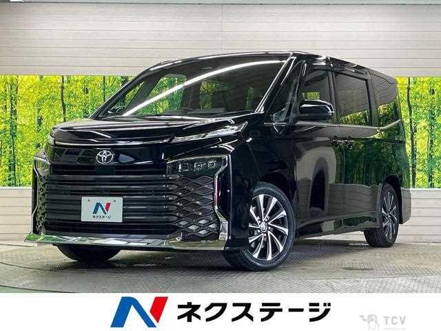 2022 Toyota Voxy