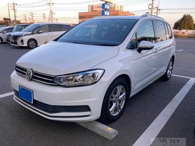 2019 Volkswagen Golf Touran