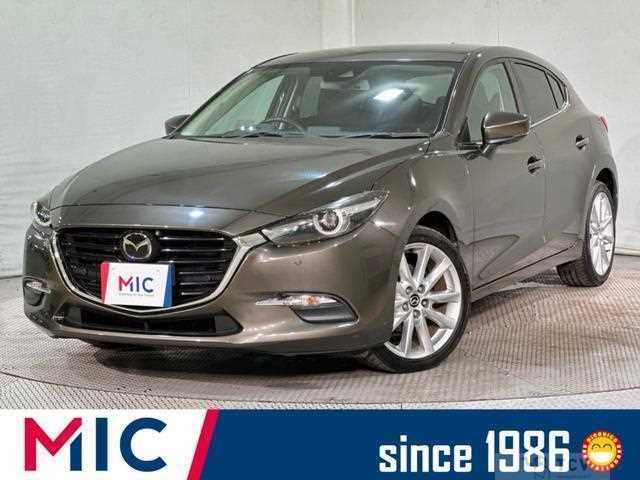2018 Mazda Axela