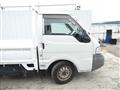 2004 Mazda Bongo Truck