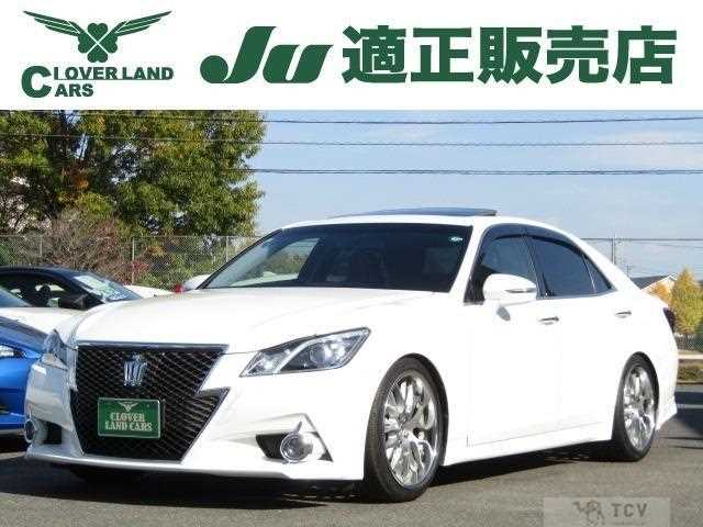 2015 Toyota Crown