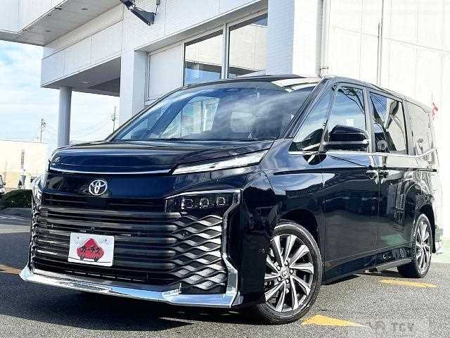 2022 Toyota Voxy