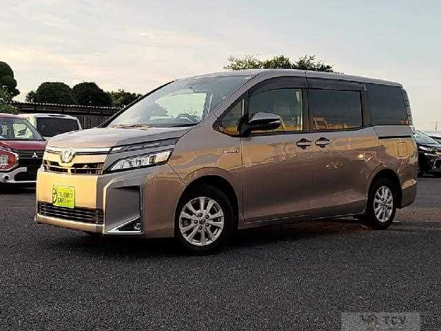 2017 Toyota Voxy