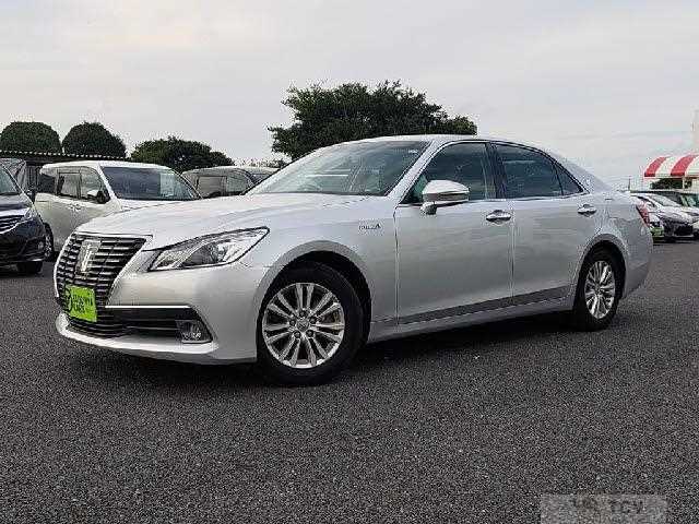 2013 Toyota Crown