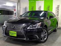 2016 Lexus LS