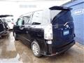 2010 Toyota Voxy