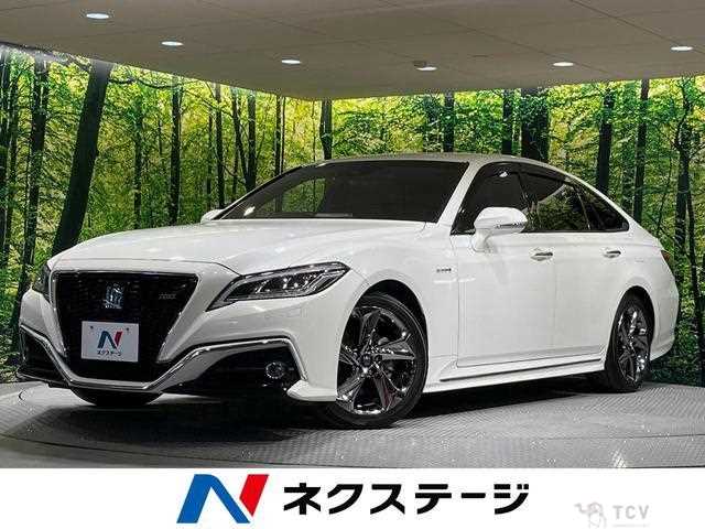 2018 Toyota Crown Hybrid