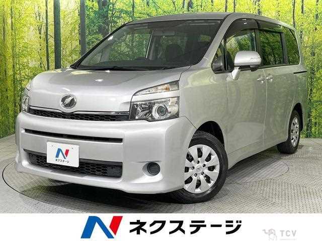 2013 Toyota Voxy