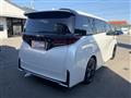 2023 Toyota Vellfire