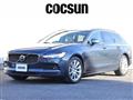2022 Volvo V90