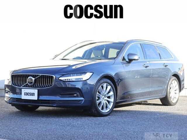 2022 Volvo V90