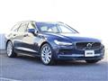 2022 Volvo V90