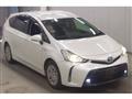 2015 Toyota PRIUS α