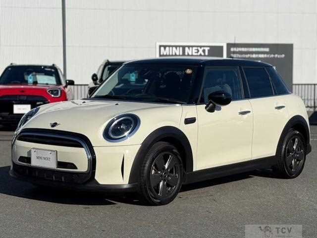 2021 BMW MINI