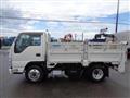 2013 Isuzu Elf Truck