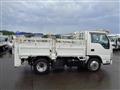 2013 Isuzu Elf Truck