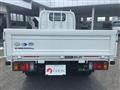 2013 Isuzu Elf Truck